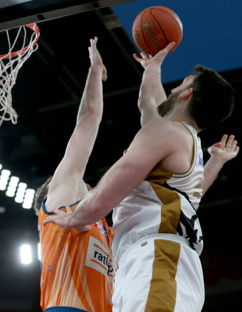 当地带来约 当地带来约